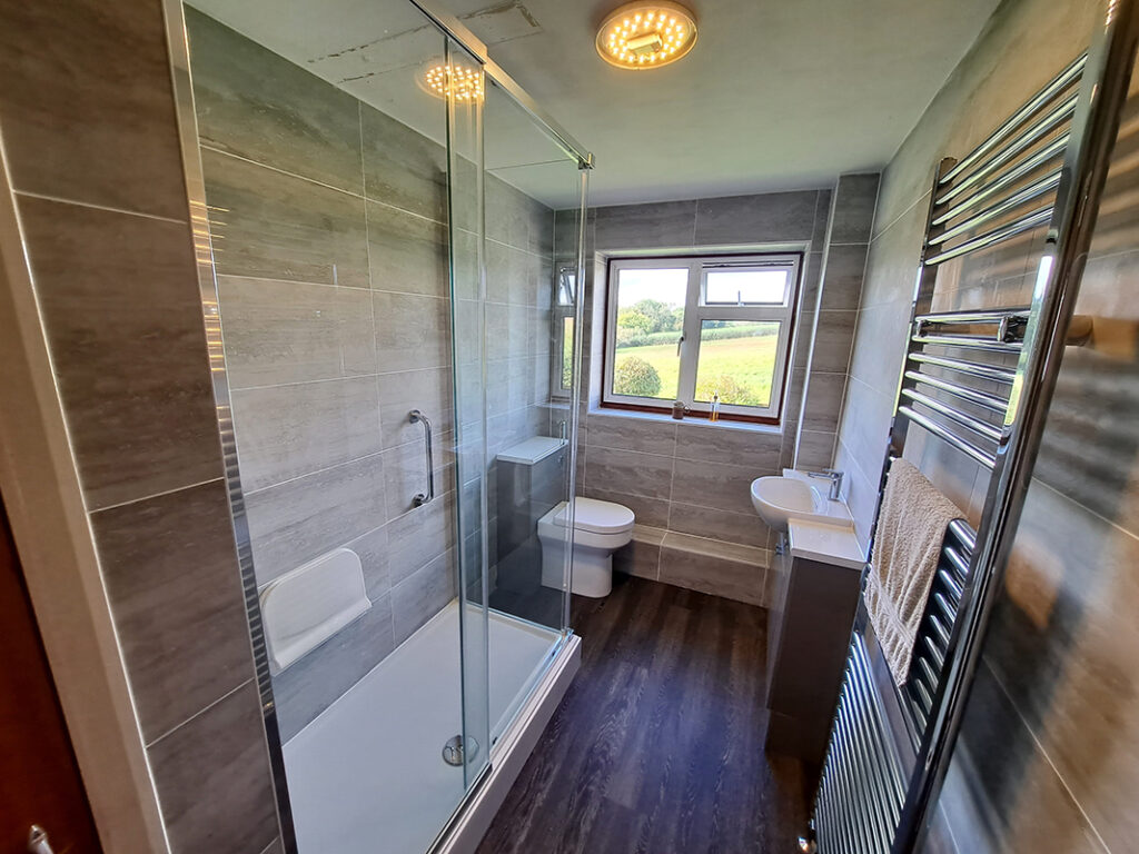 Monkton Heathfield – The Bathroom Shop, Taunton